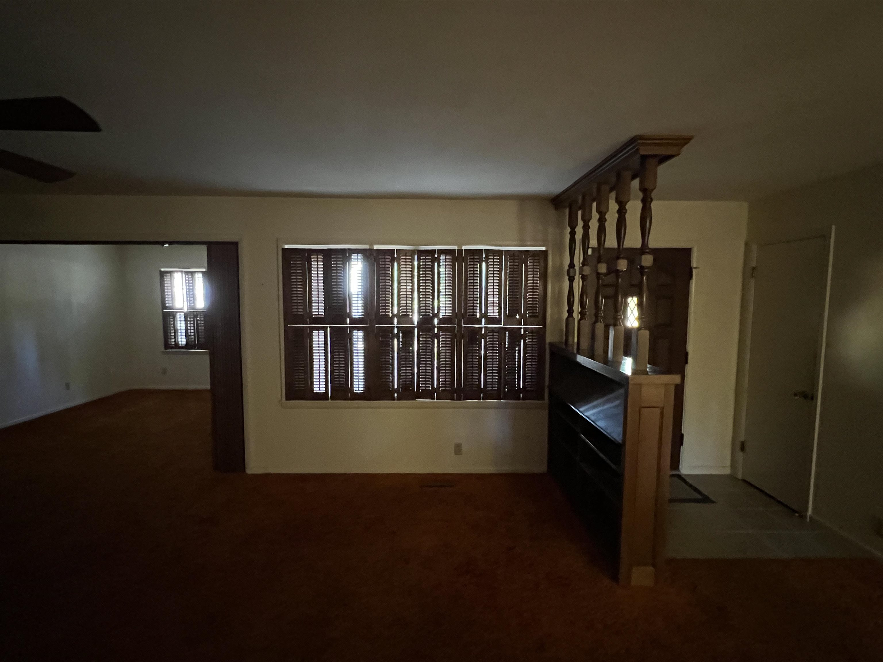 607 N 9
