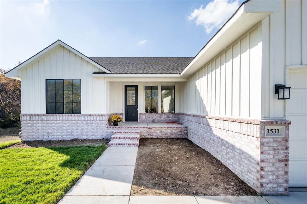 For Sale: 1531 S Meadowhaven St, Andover KS