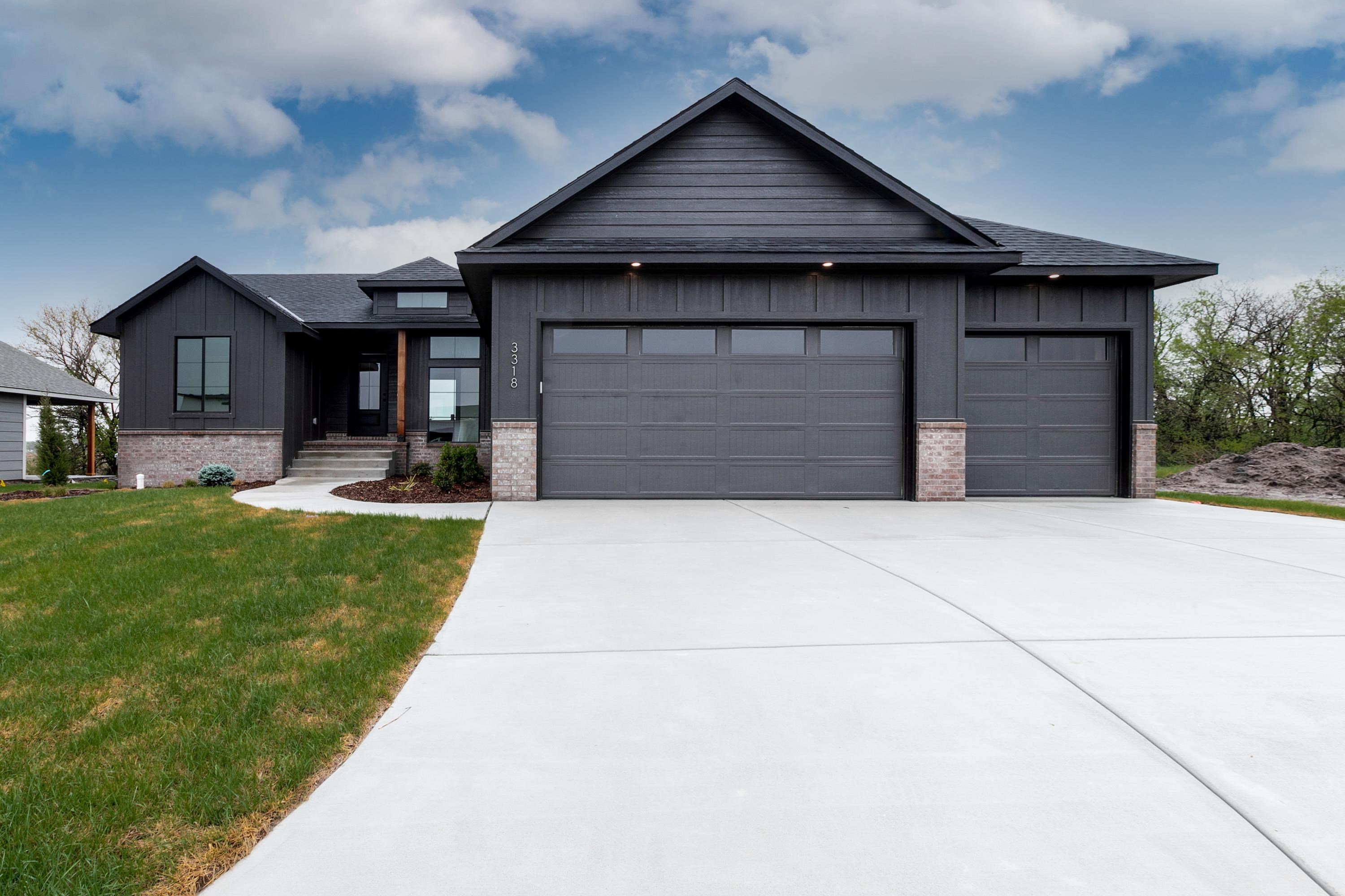 Photo of 3318 S Capri Ct in Wichita, KS