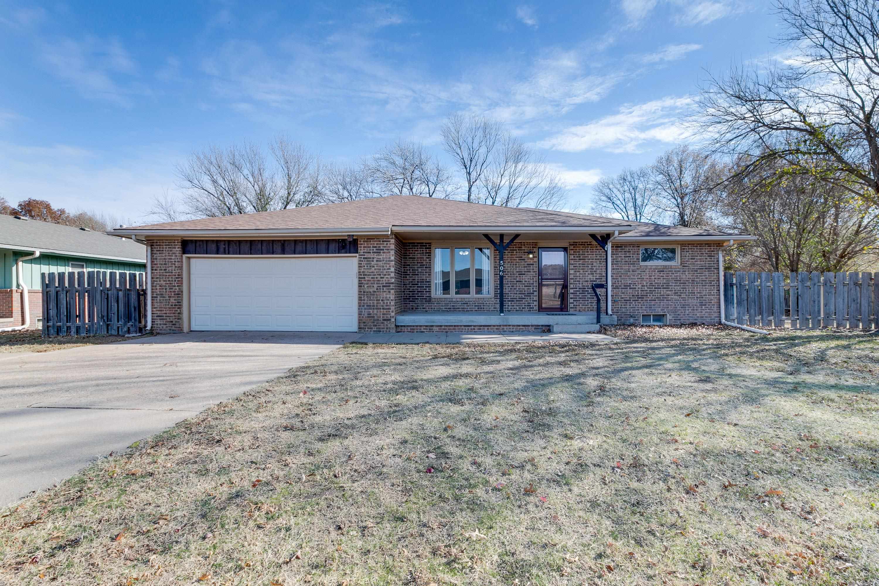 Photo of 506 Roosevelt St in Cheney, KS