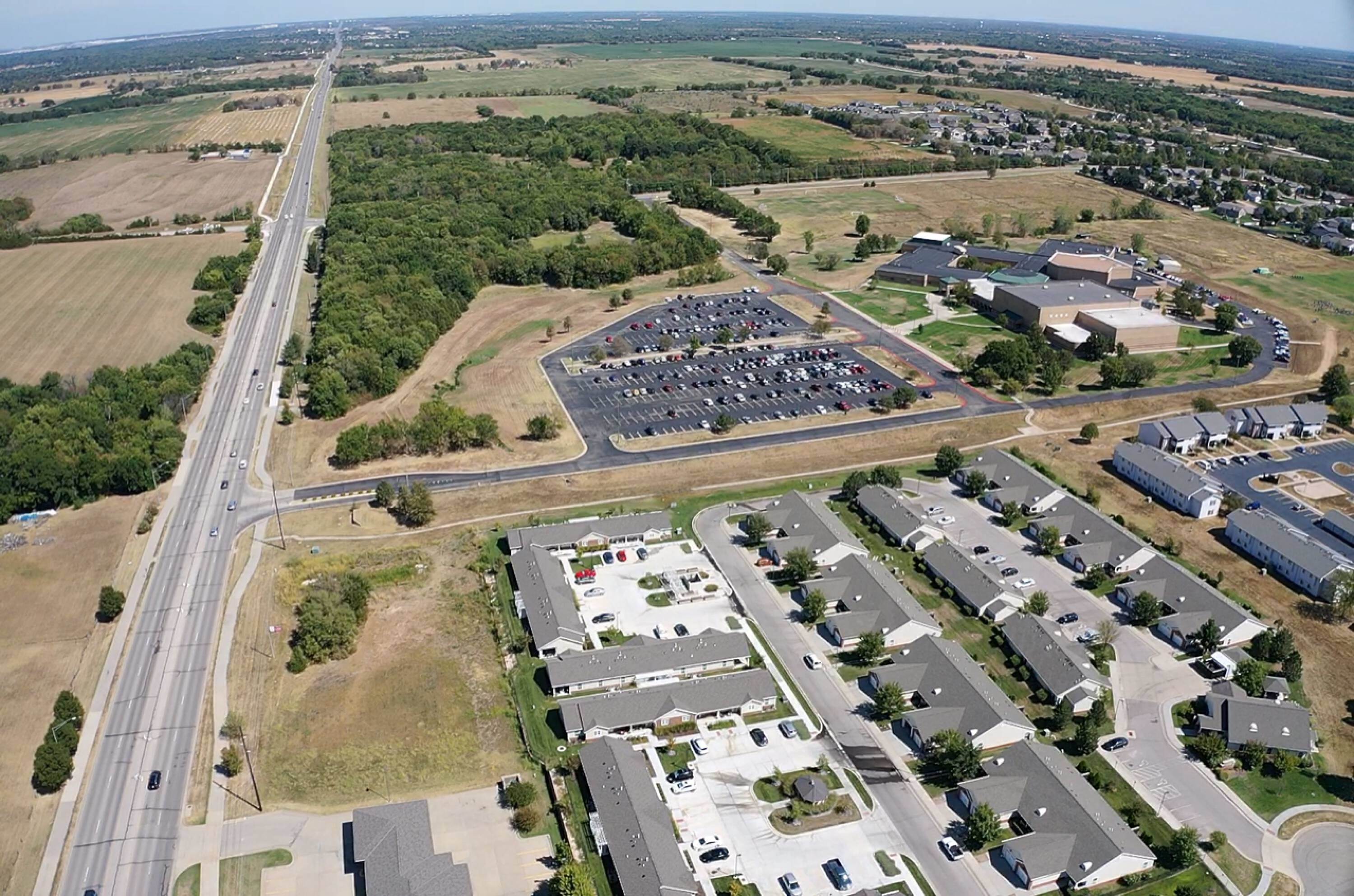 Photo of 1823 N Rock Rd in Mulvane, KS