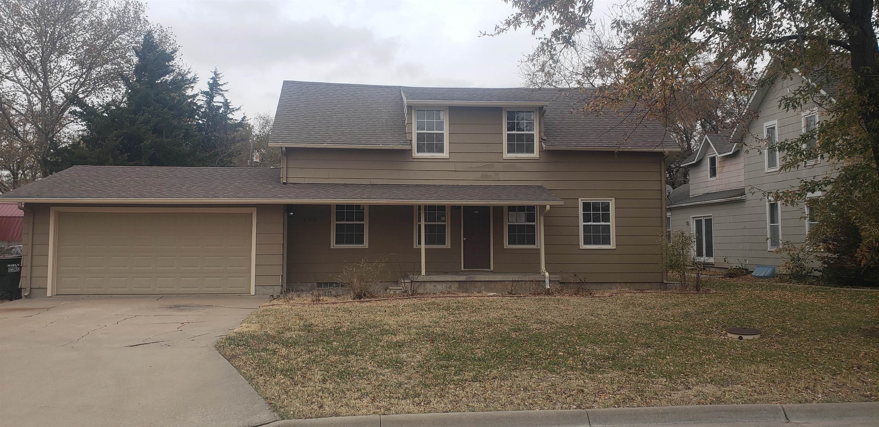 Photo of 232 E Spruce in Hesston, KS