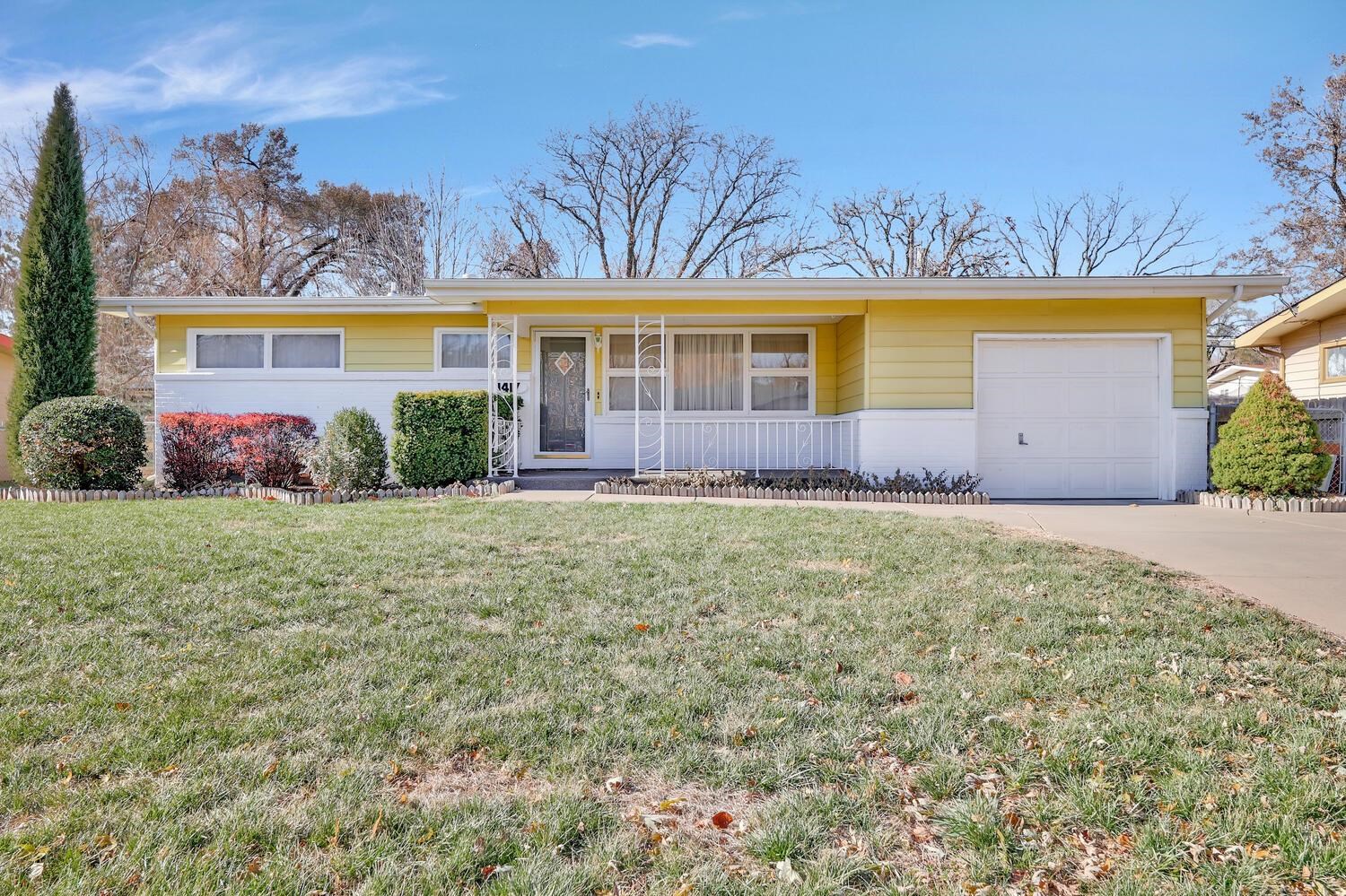 Welcome home! This well maintained 3 bed 2 bath home is ready for its new owners. Neutral paint and 