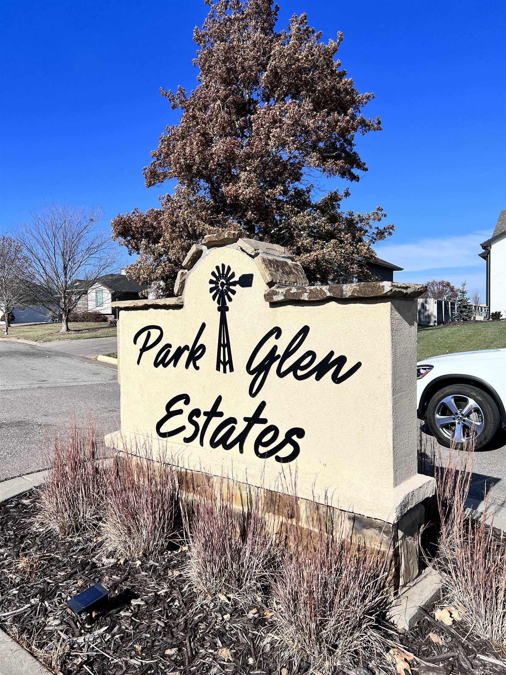 Photo of 1212 E Park Gln Steet in Clearwater, KS