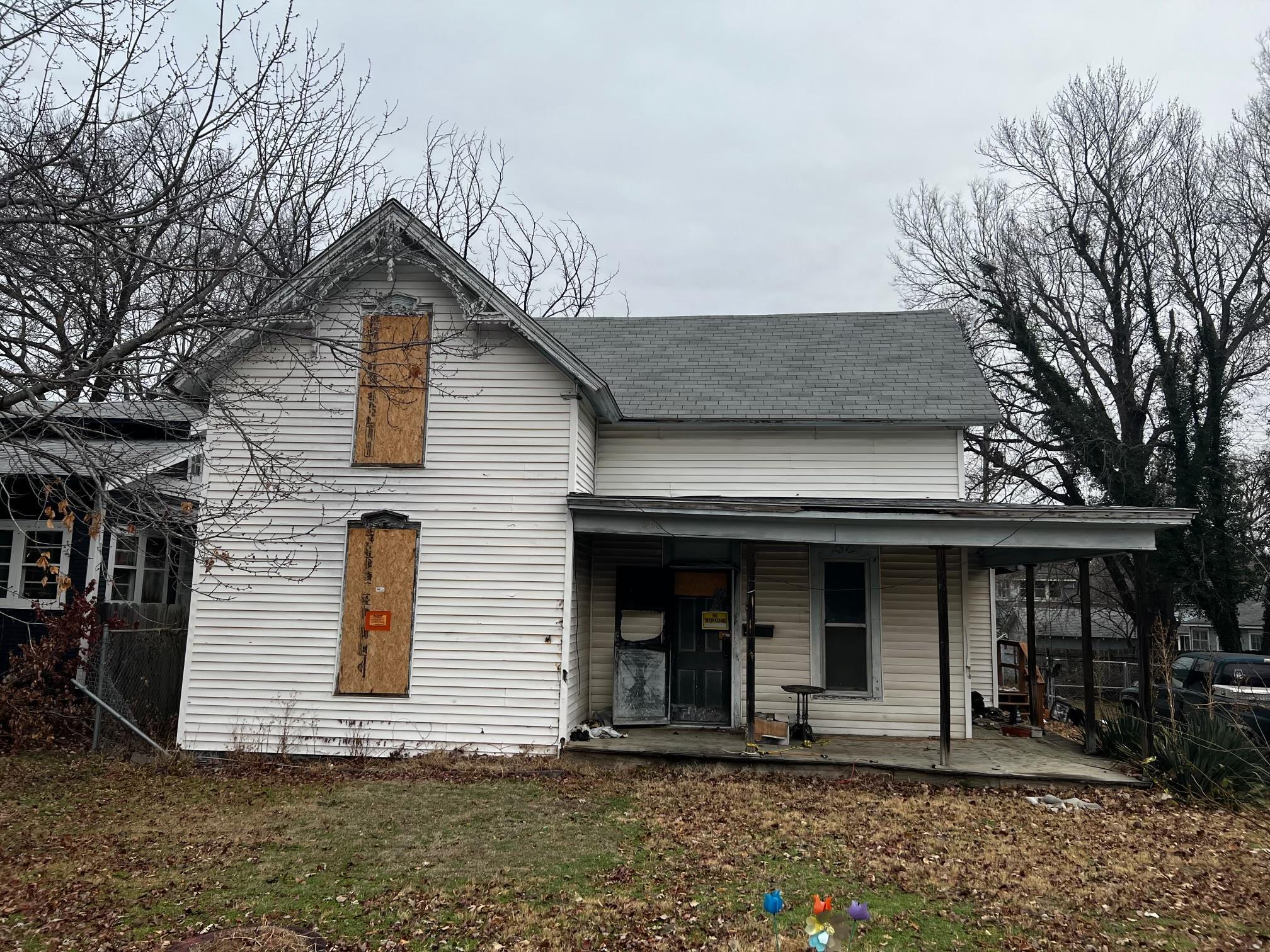Photo of 308 N Taylor in El Dorado, KS
