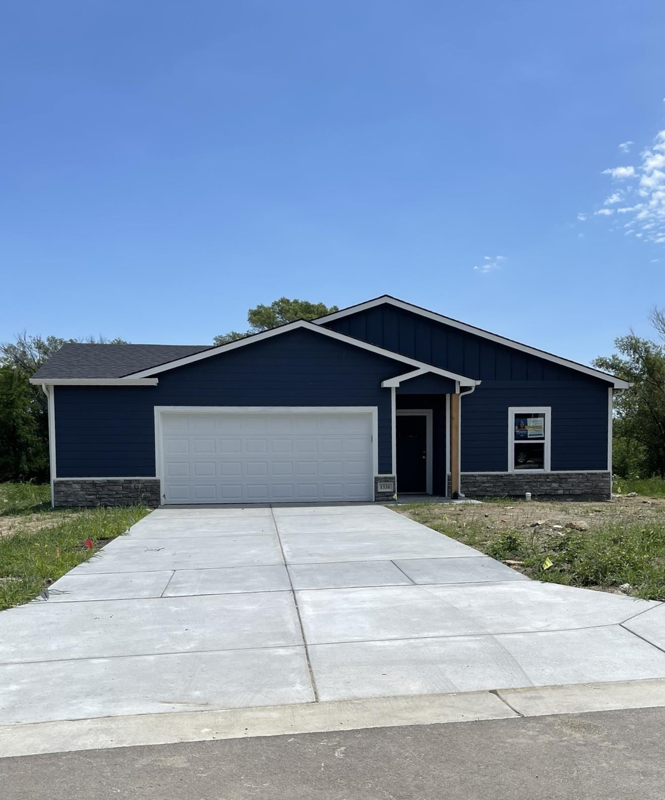 Photo of 1330 E Skyview Dr in El Dorado, KS