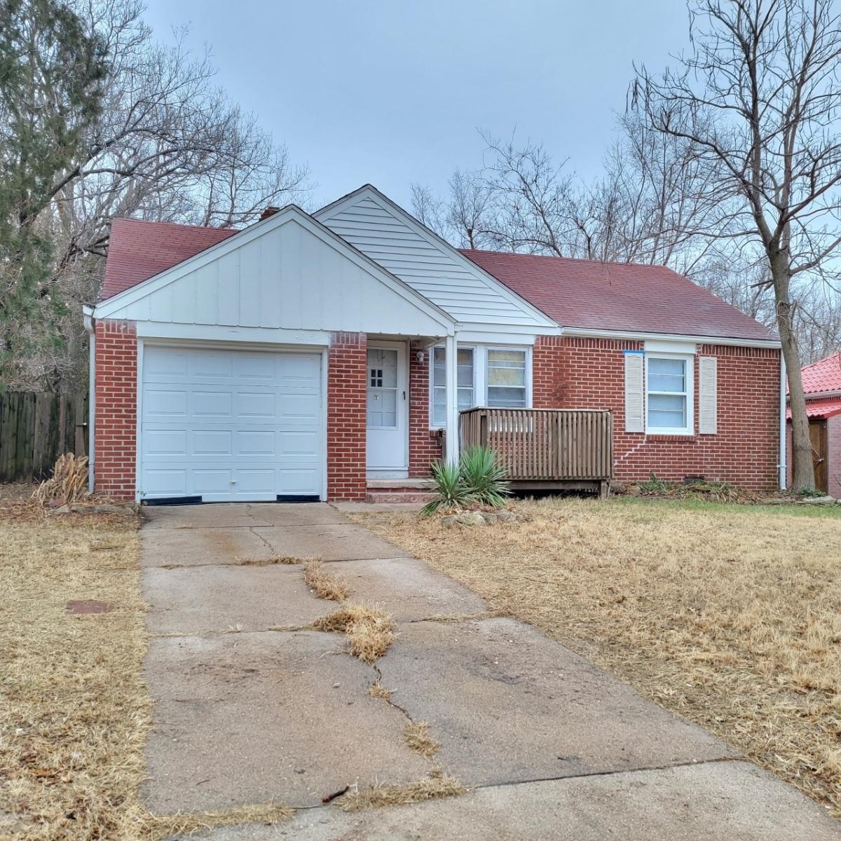 Photo of 4015 Regents Ln in Wichita, KS