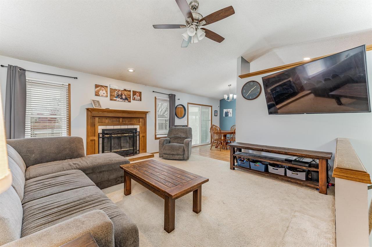 For Sale: 1809 N Parkdale St, Wichita KS