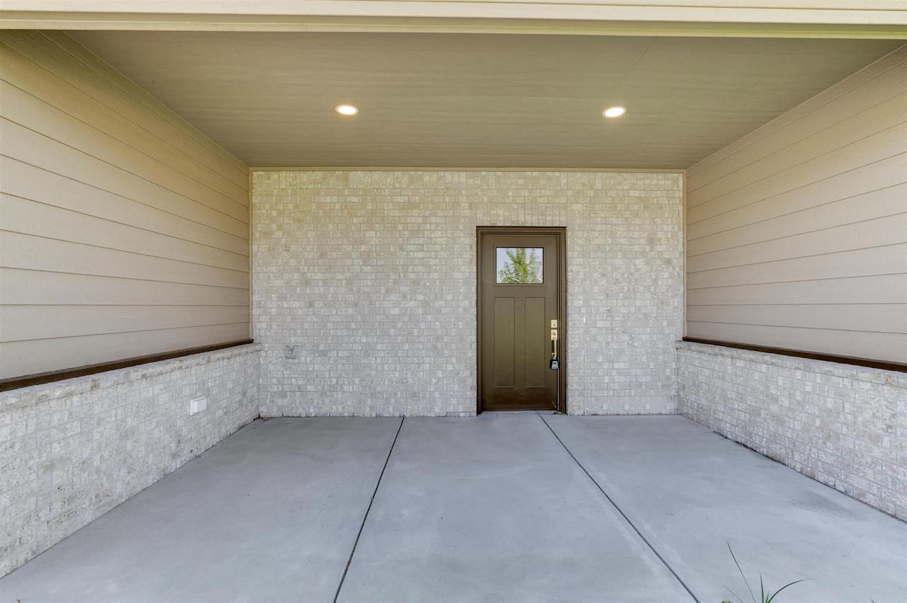 For Sale: 4402 N Sunny Ct, Wichita, KS 67205,  