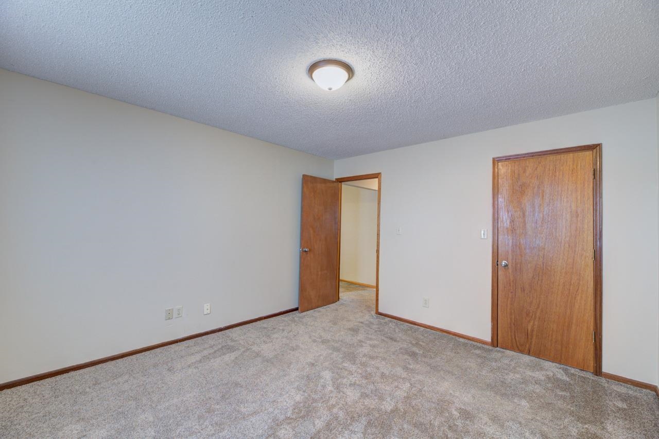 For Sale: 1905 E 20th Ave, Winfield KS