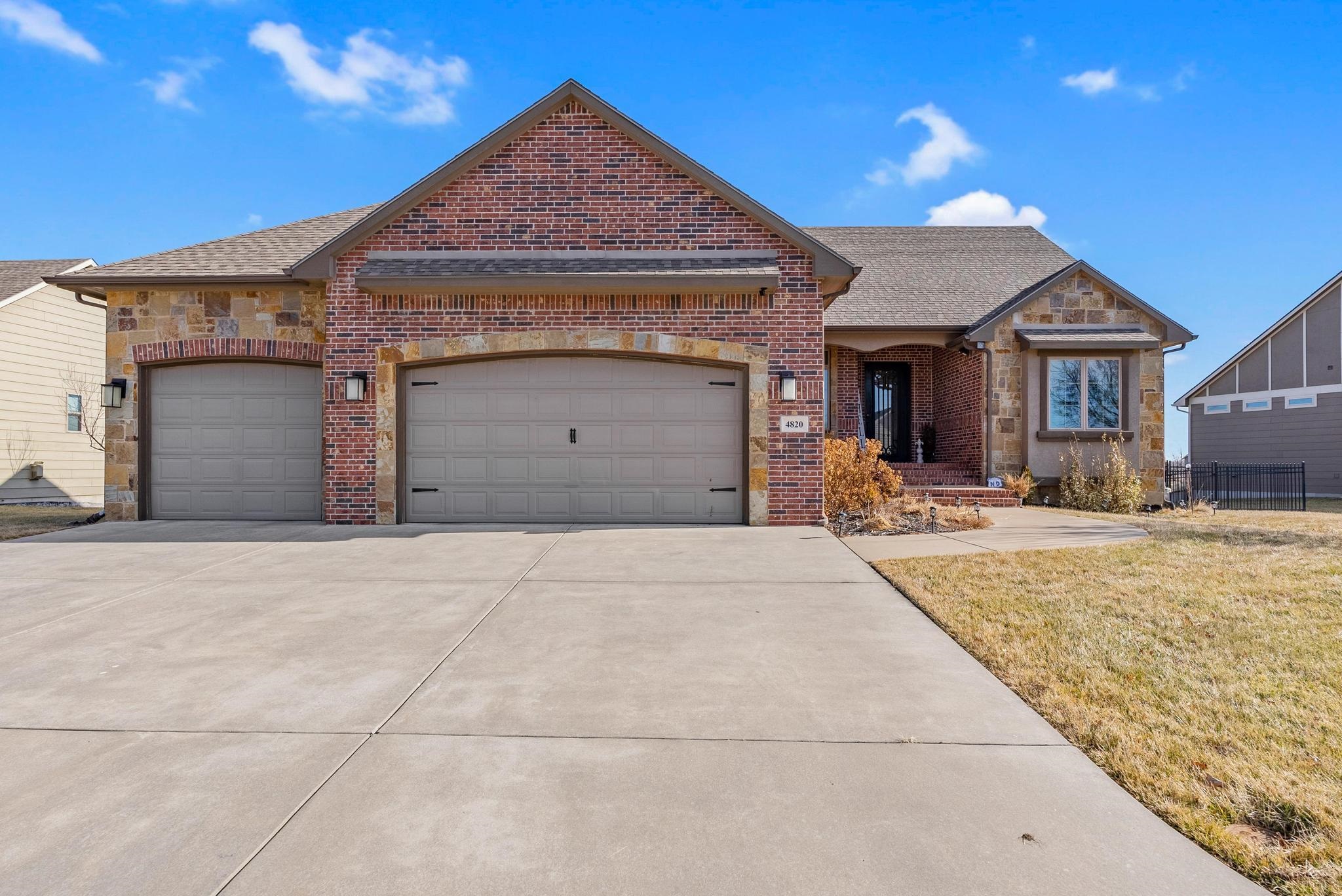 Photo of 4820 N Indian Oak in Bel Aire, KS
