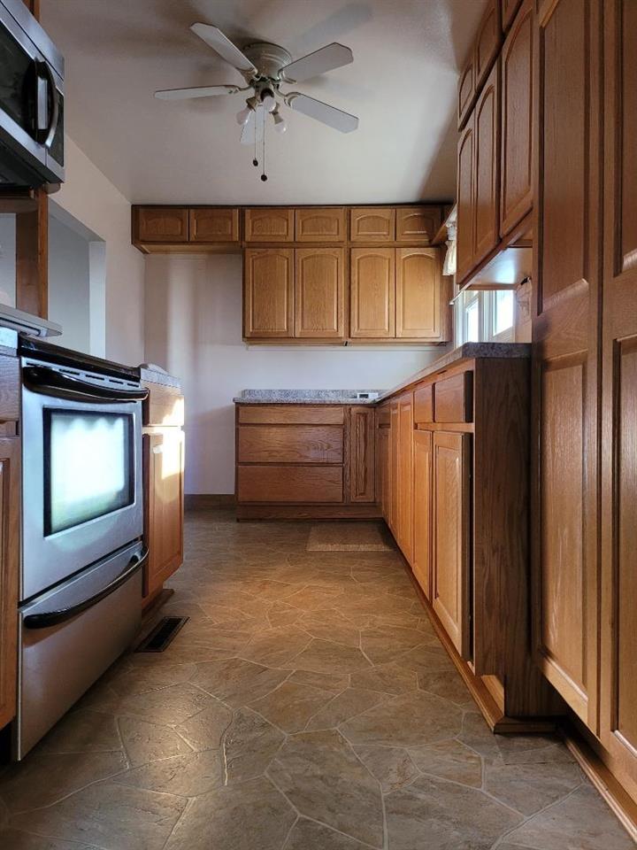 For Sale: 702 E 2nd St, Eureka KS