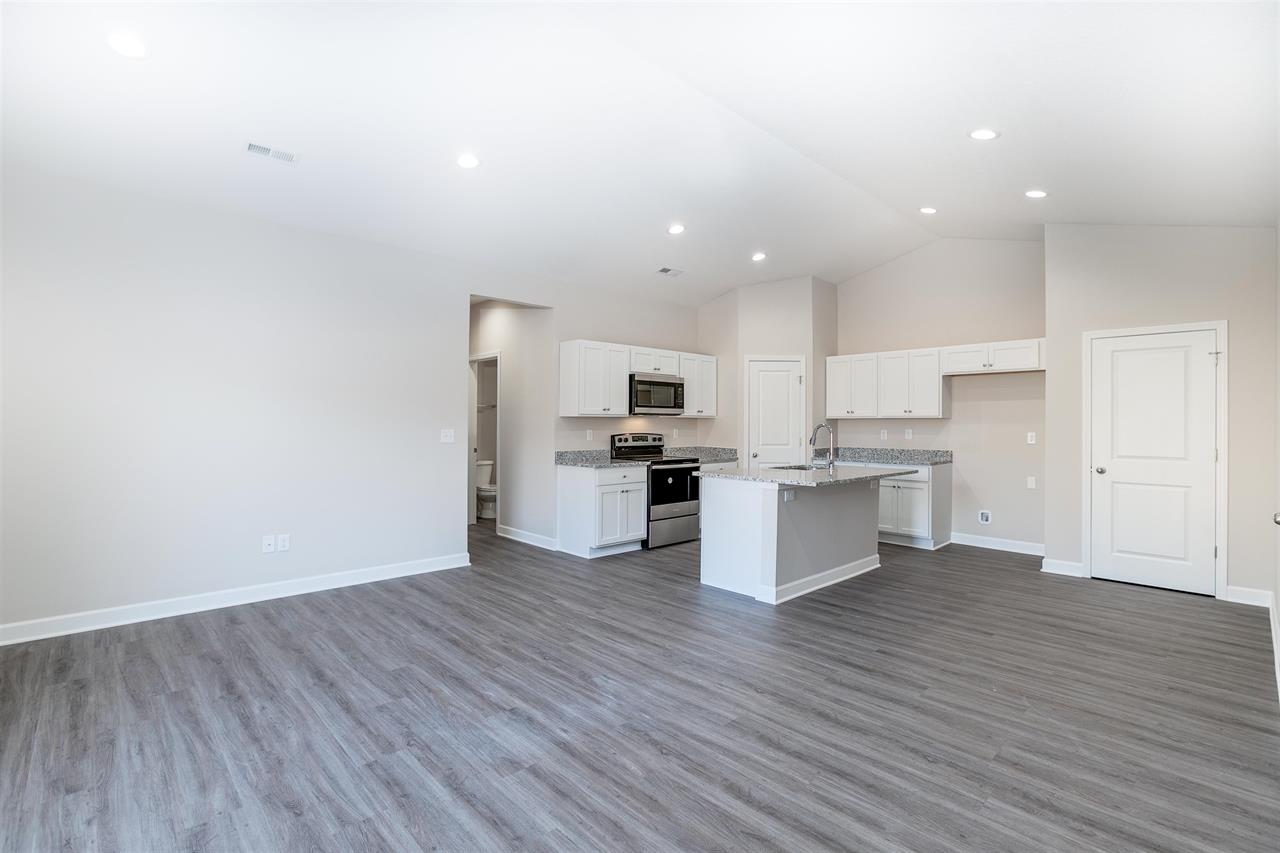 For Sale: 2203 E Cheyenne St, Kechi KS