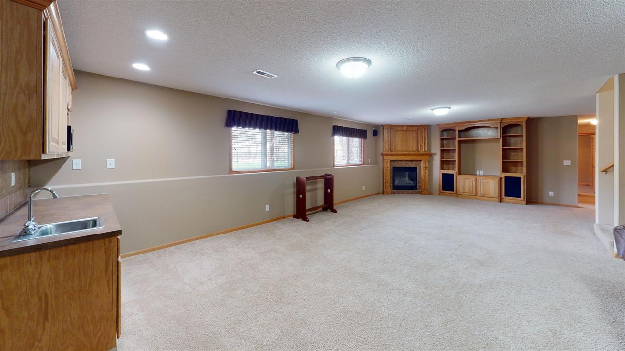 For Sale: 3010 N BRUSH CREEK CIR, Wichita KS