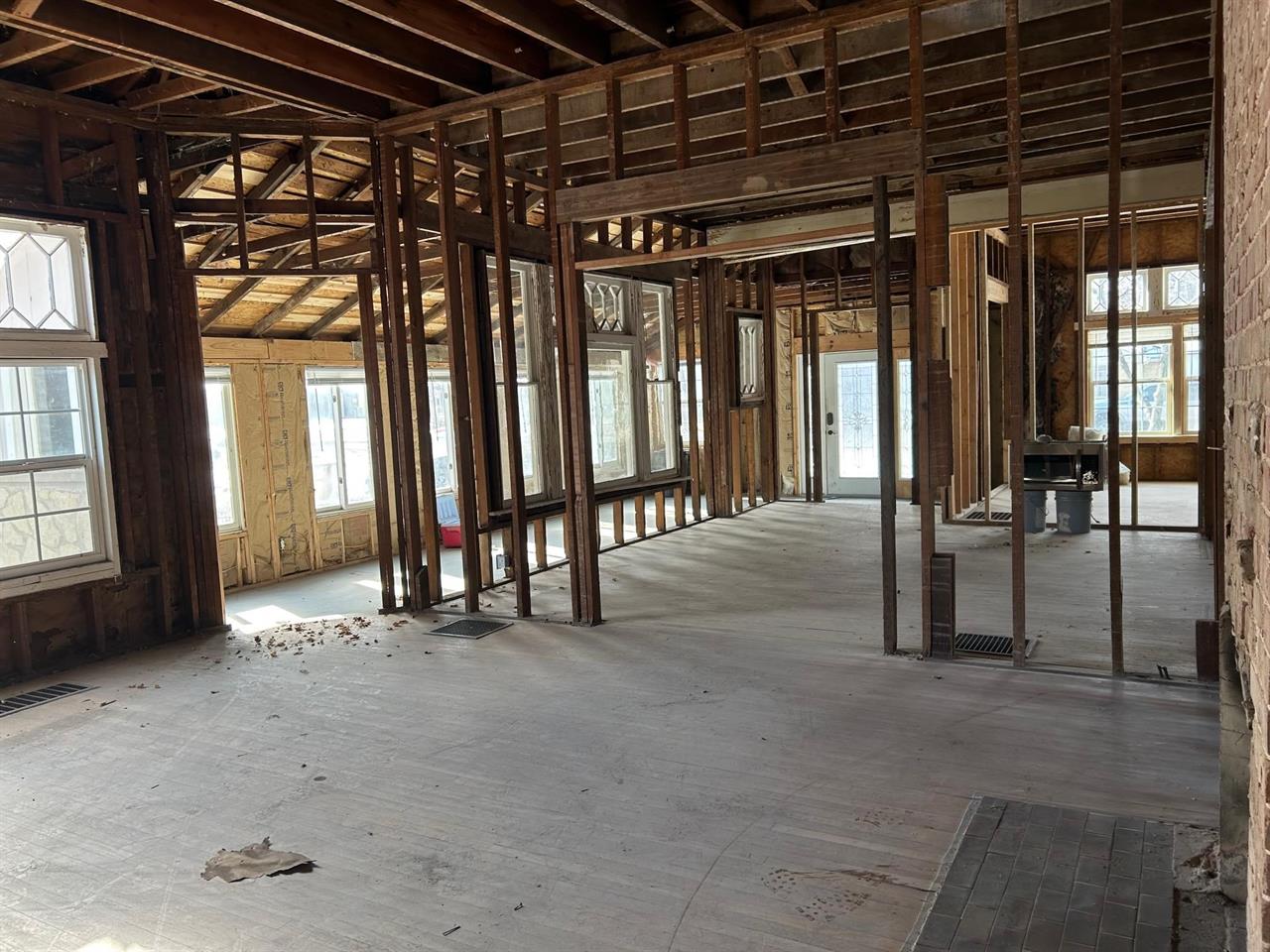 For Sale: 1316  Loomis St, Winfield KS