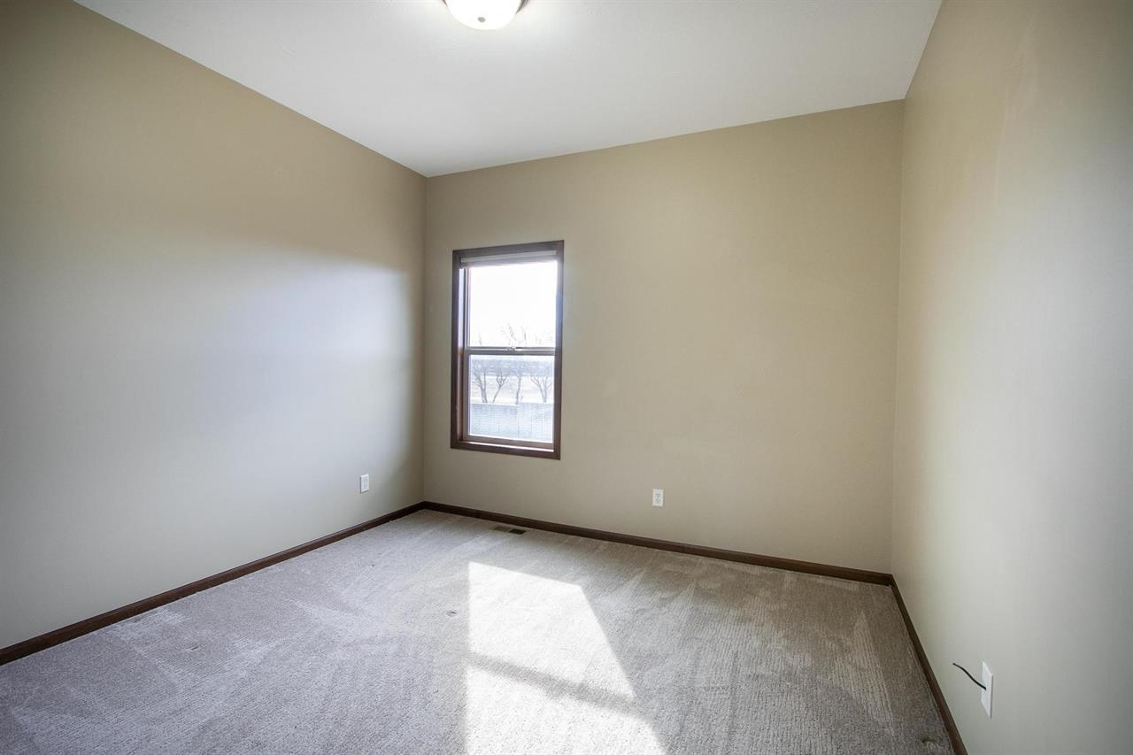 For Sale: 1009 E Rosemont Ct, Andover KS