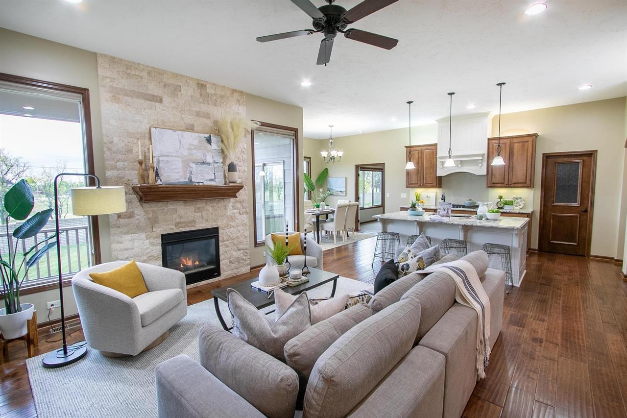 For Sale: 1009 E Rosemont Ct, Andover KS