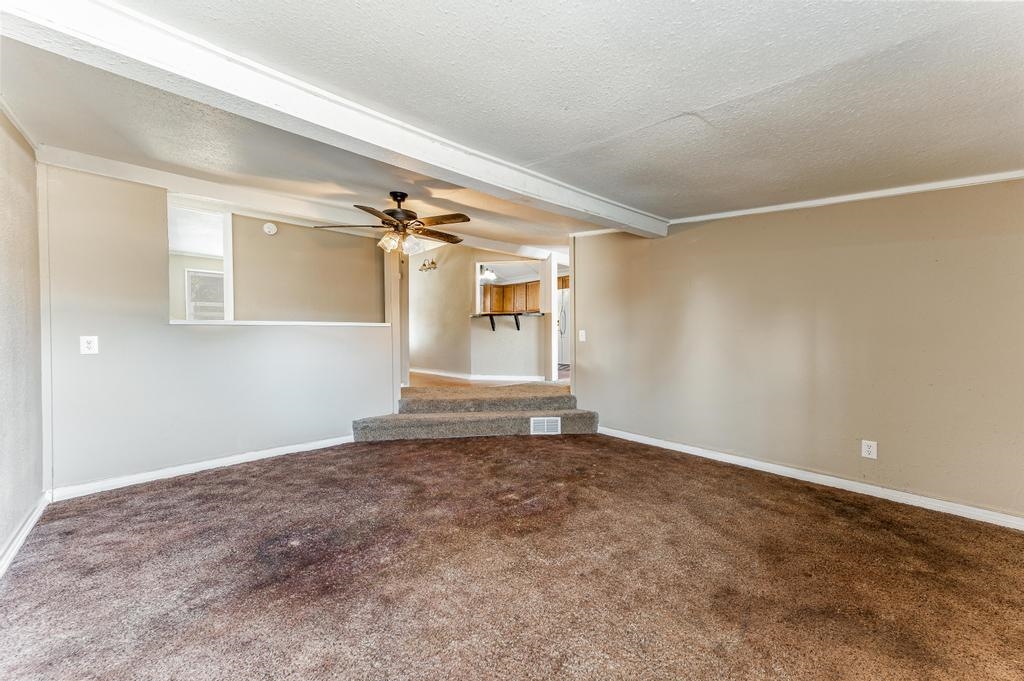 For Sale: 8126 S MEAD ST, Haysville KS