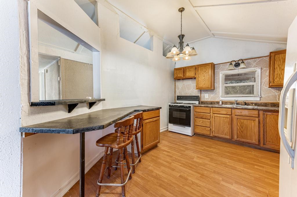 For Sale: 8126 S MEAD ST, Haysville KS