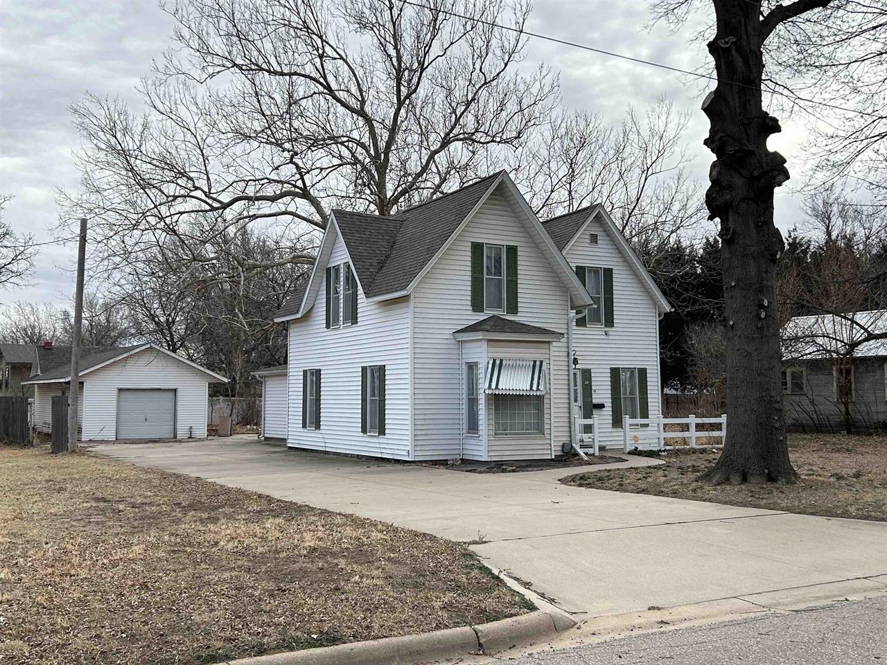 For Sale: 112 S Topeka St, Haven KS