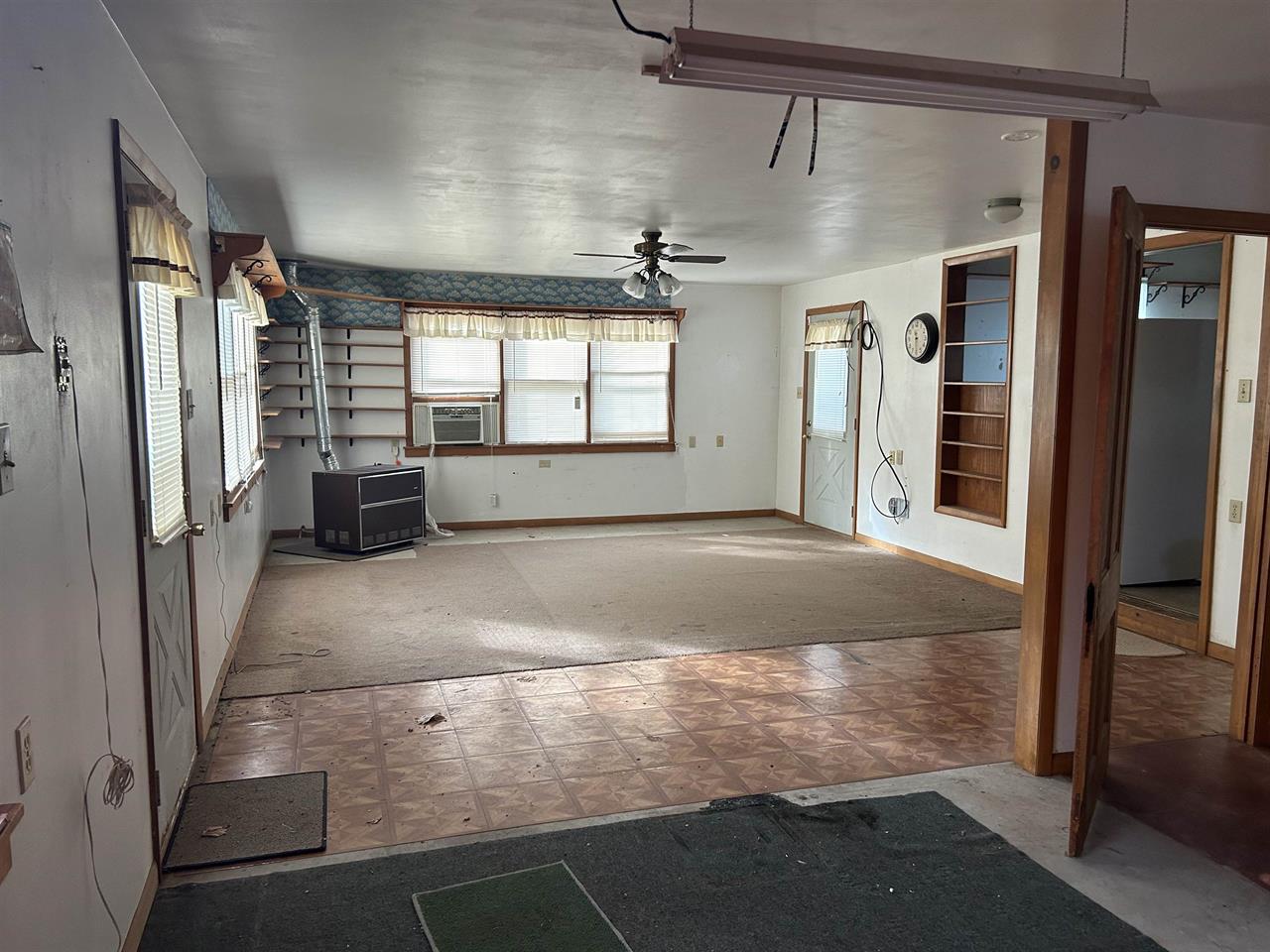 For Sale: 112 S Topeka St, Haven KS
