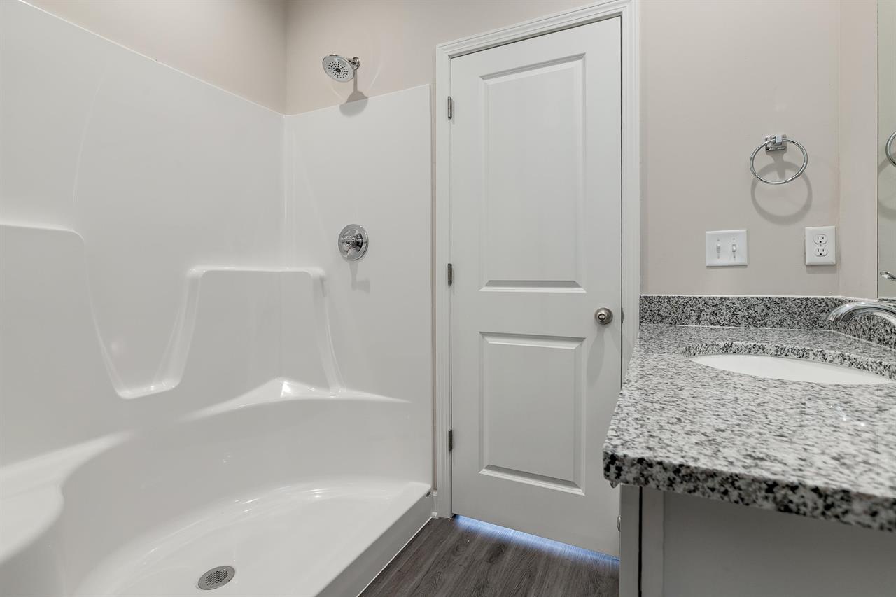 For Sale: 2336-2338 E Cheyenne Ct, Kechi KS