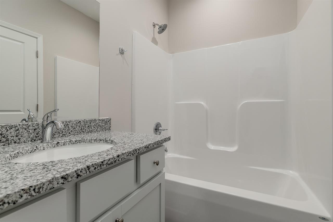 For Sale: 2336-2338 E Cheyenne Ct, Kechi KS