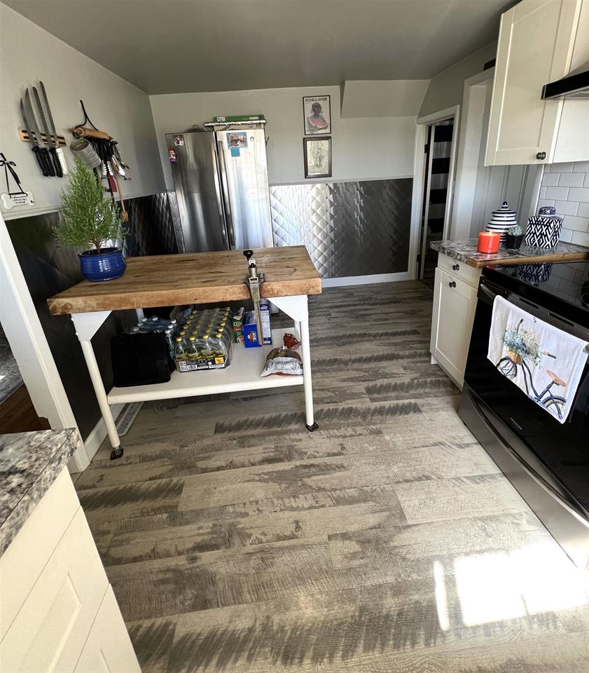For Sale: 726 NW 100 Ave, Attica KS