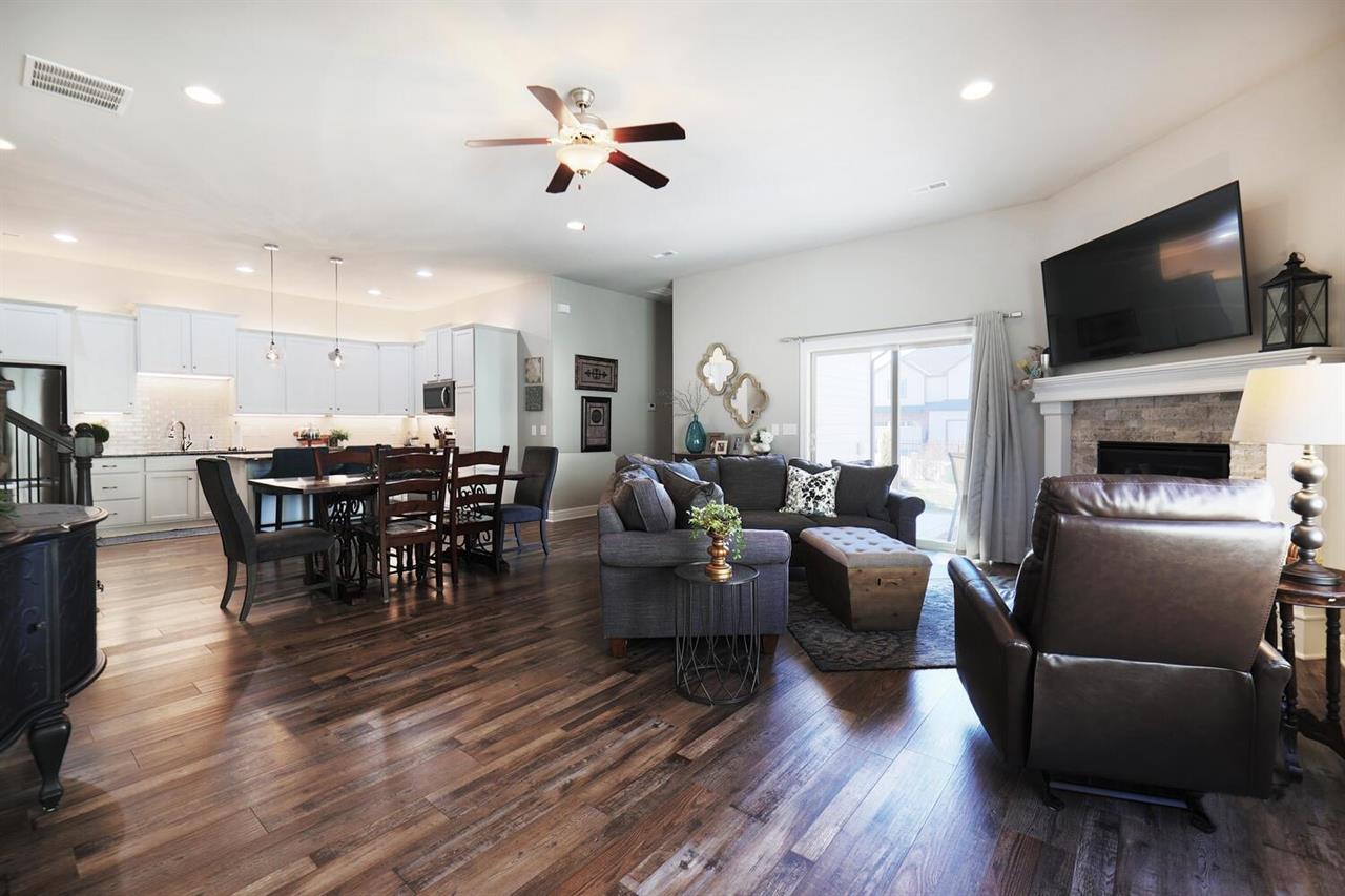 For Sale: 818  Mccloud Unit 302, Andover KS