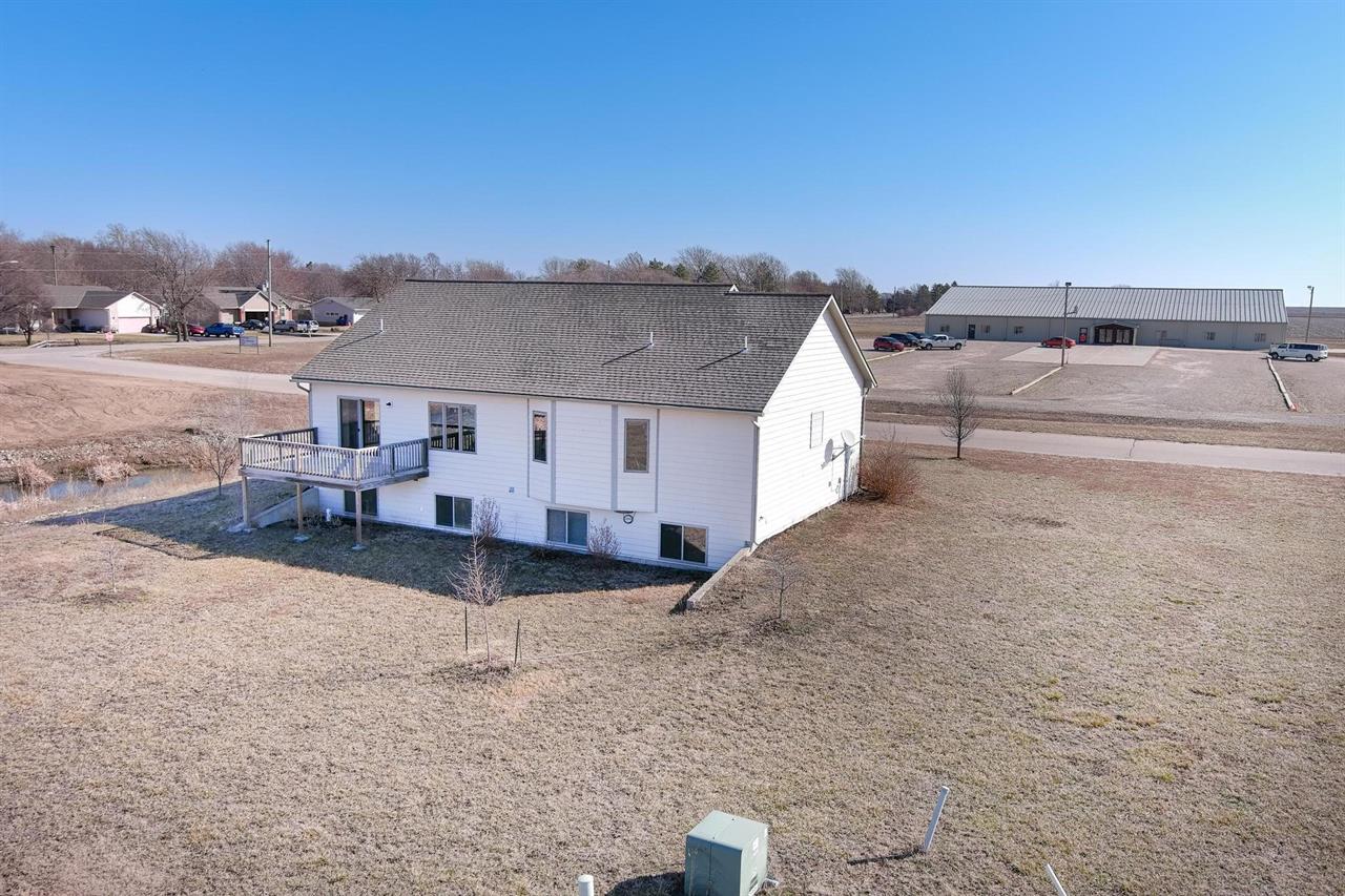 For Sale: 101 S Cottonwood St, Whitewater KS