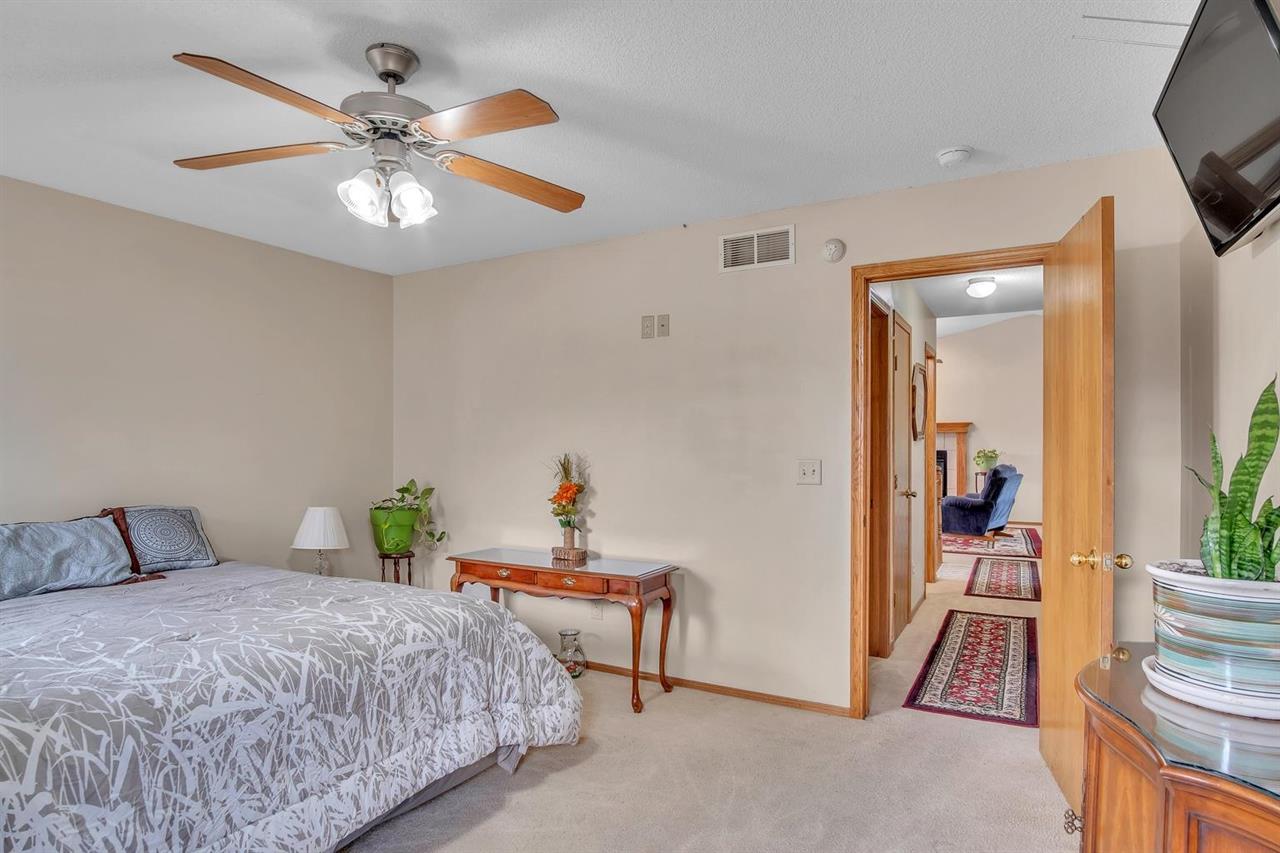 For Sale: 2306  Paddington Ct, Newton KS