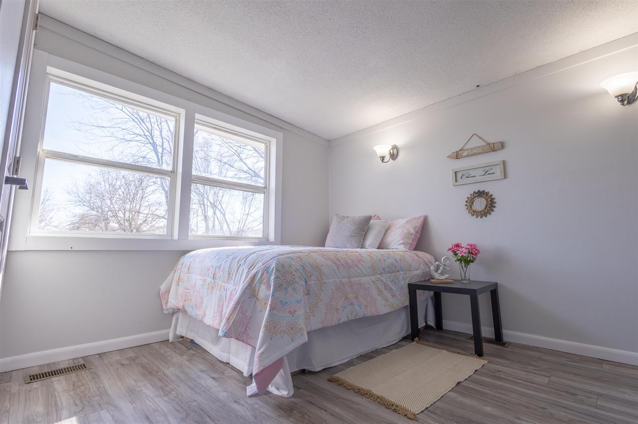 For Sale: 1819 E 8th Ave, Winfield KS