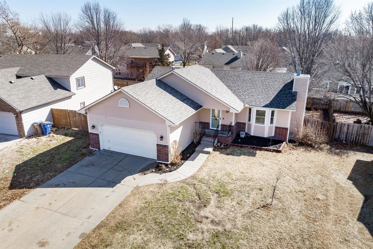 For Sale: 300 N Willowcreek St, Derby KS