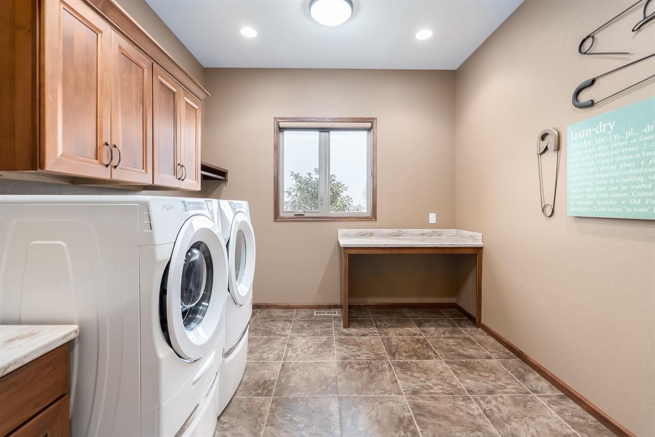 For Sale: 1314 S CITY VIEW CIR, Wichita KS