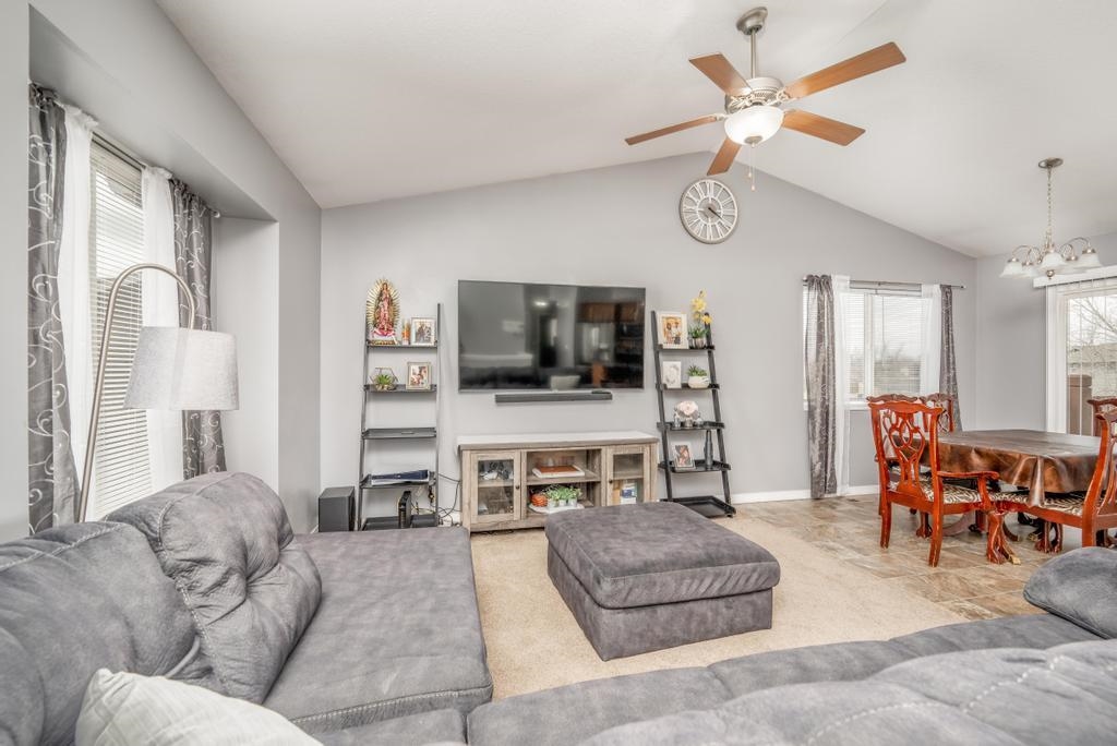For Sale: 5534 S Meadowview Ct, Wichita KS
