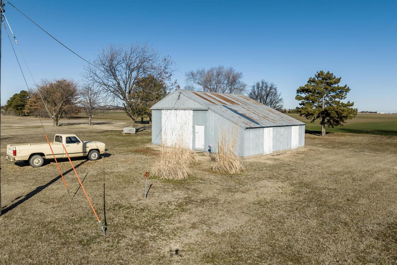 For Sale: 672 E 10th, Wellington KS