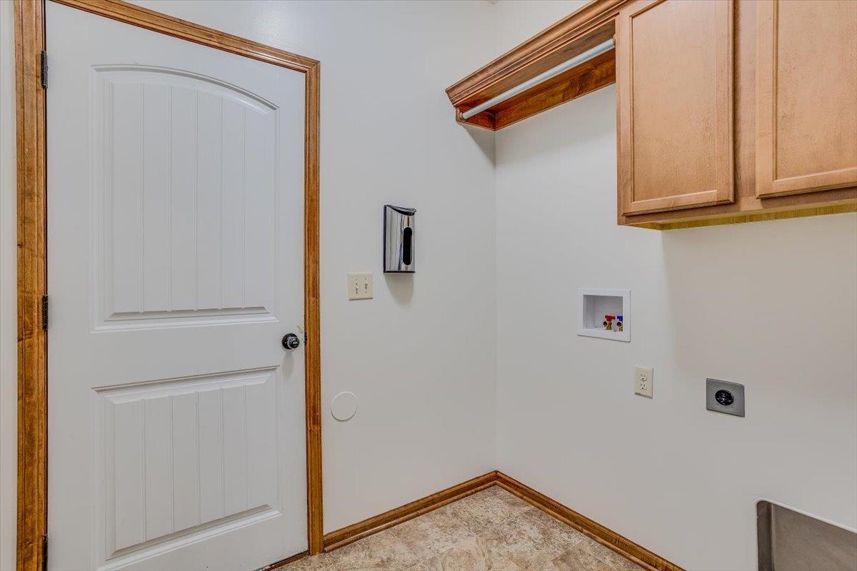 For Sale: 2627 N Bluestone Ct, Andover KS