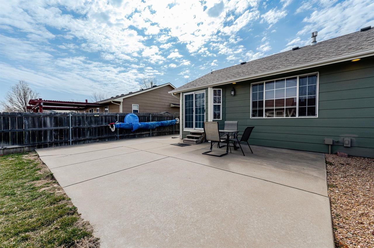 For Sale: 340 E Riley Ave, Haysville KS
