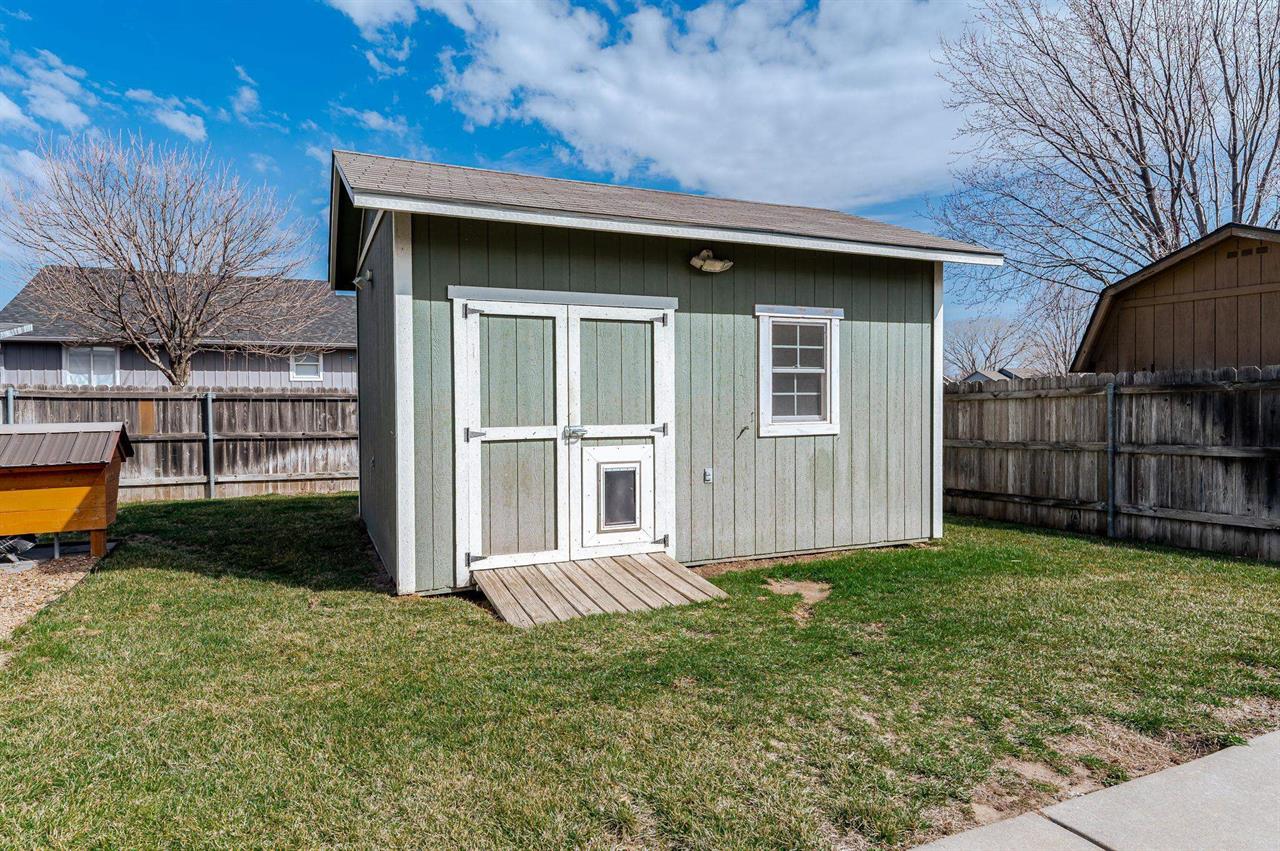 For Sale: 340 E Riley Ave, Haysville KS