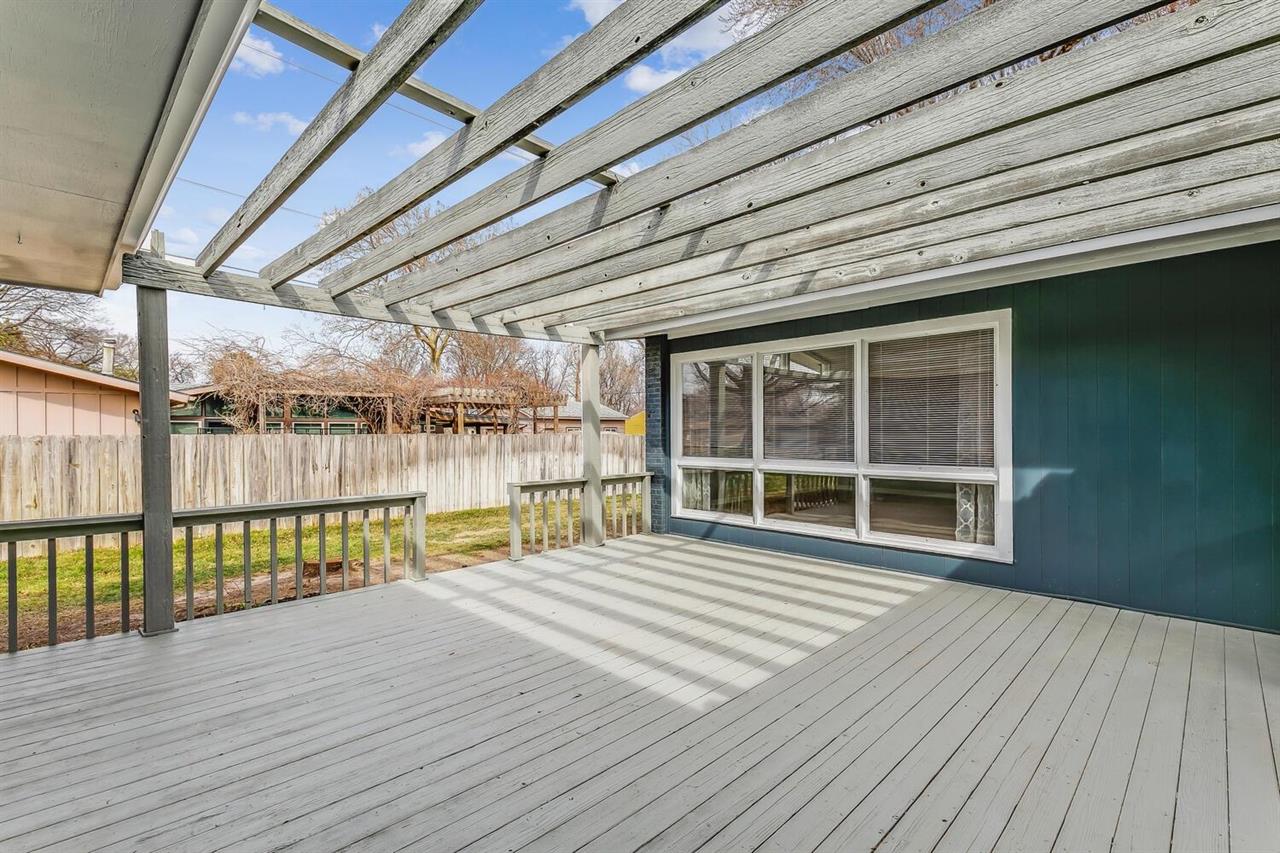 For Sale: 560 S Turquoise St, Wichita KS