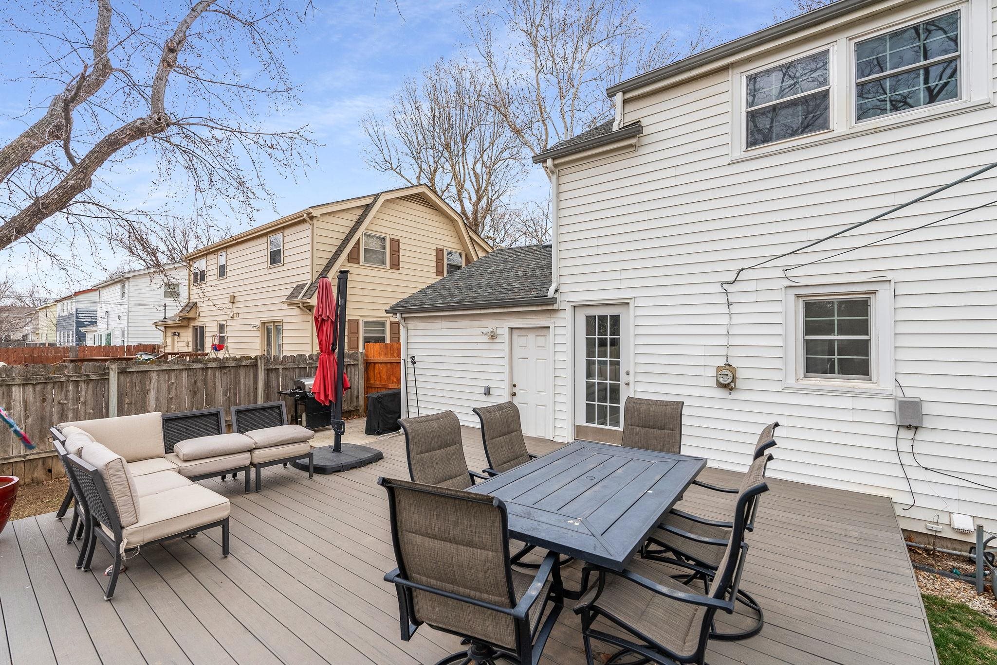 3821 W Westport