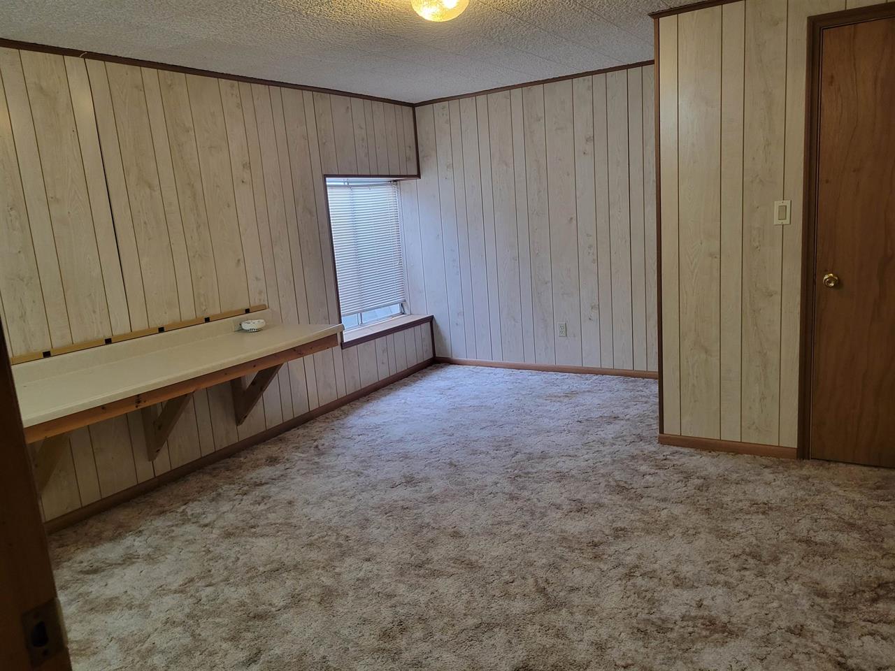 For Sale: 8020 W 47th St S, Clearwater KS