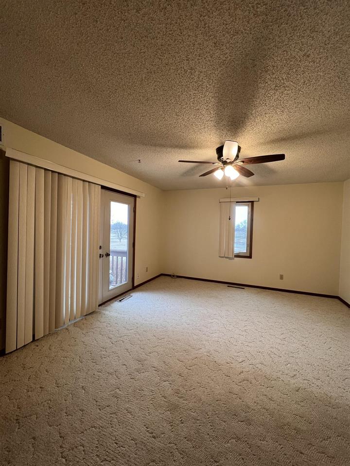 For Sale: 1041  Fairway Dr, Eureka KS