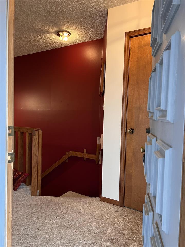 For Sale: 1041  Fairway Dr, Eureka KS