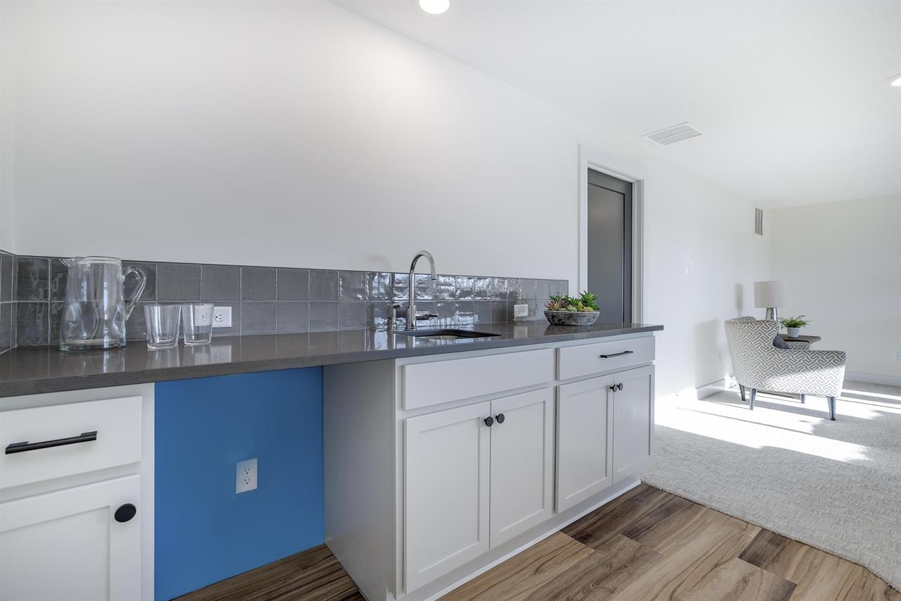 For Sale: 9705 W Cedar Ln, Maize, KS 67101,  
