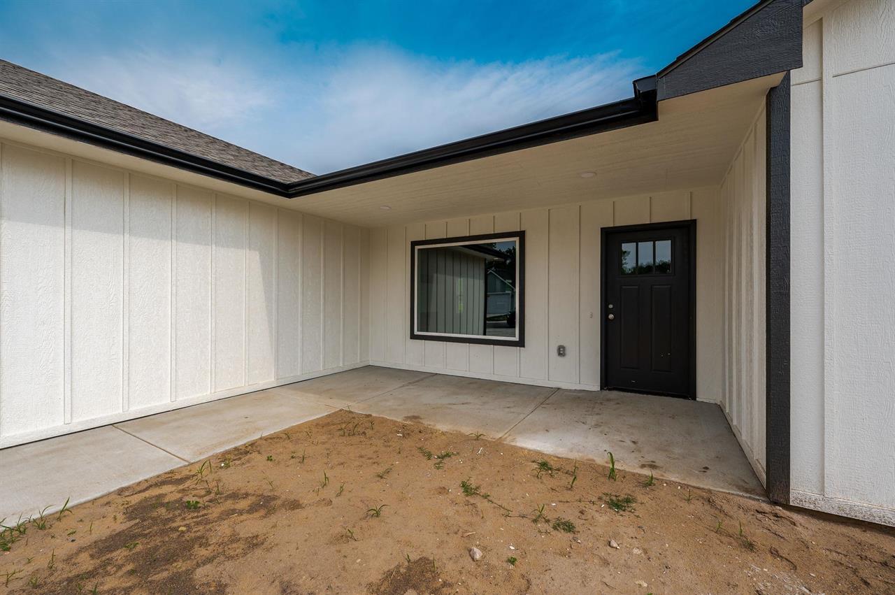 For Sale: 814 W 50th St S, Wichita KS