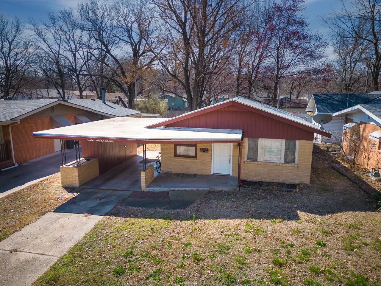 For Sale: 1607  Ann St, Winfield KS