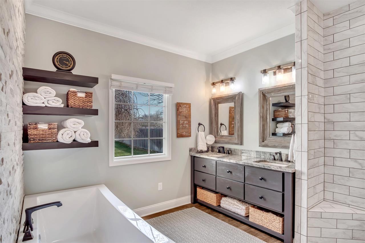 For Sale: 604  Quail Creek Ave, Newton KS