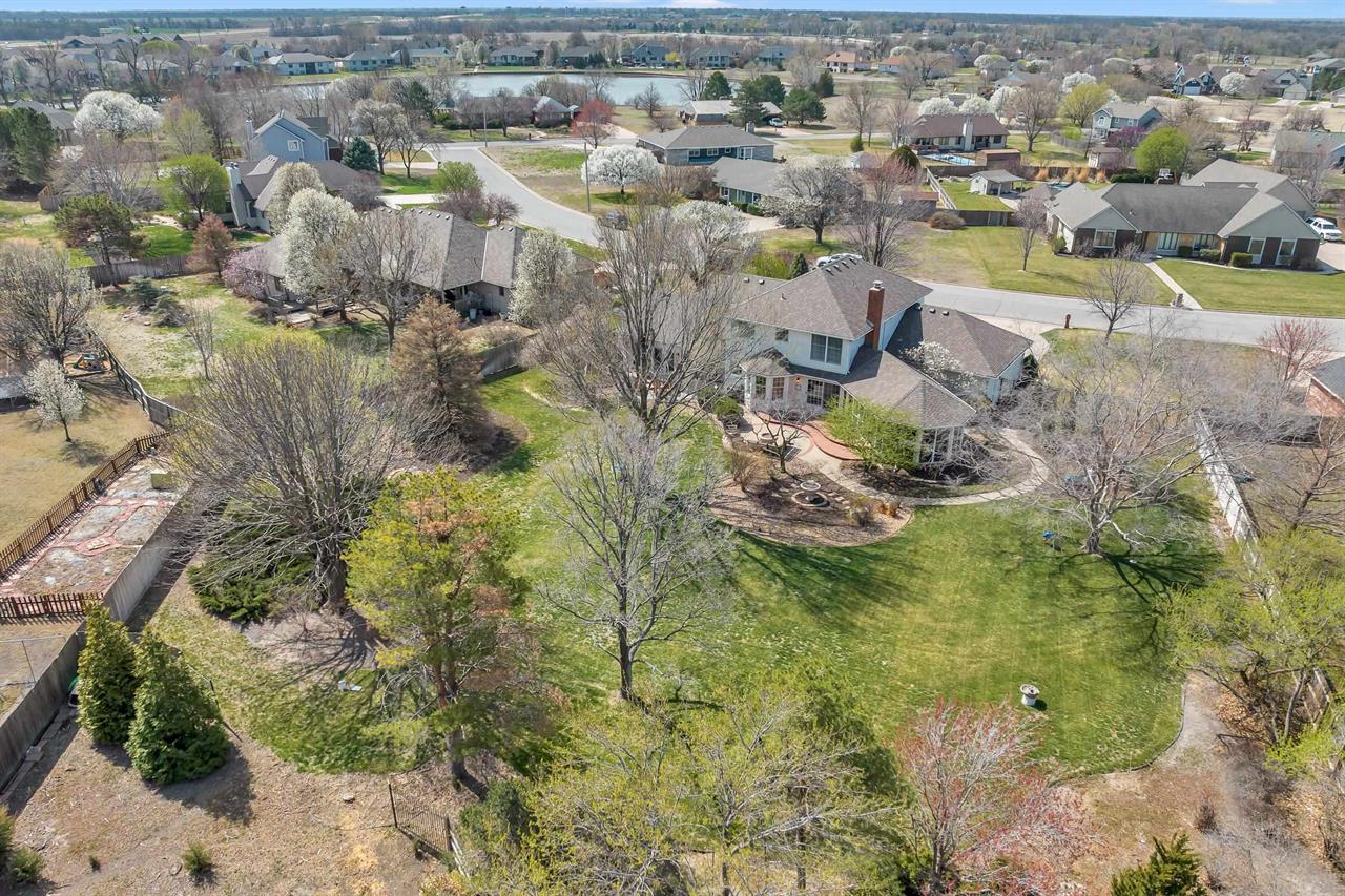 For Sale: 604  Quail Creek Ave, Newton KS