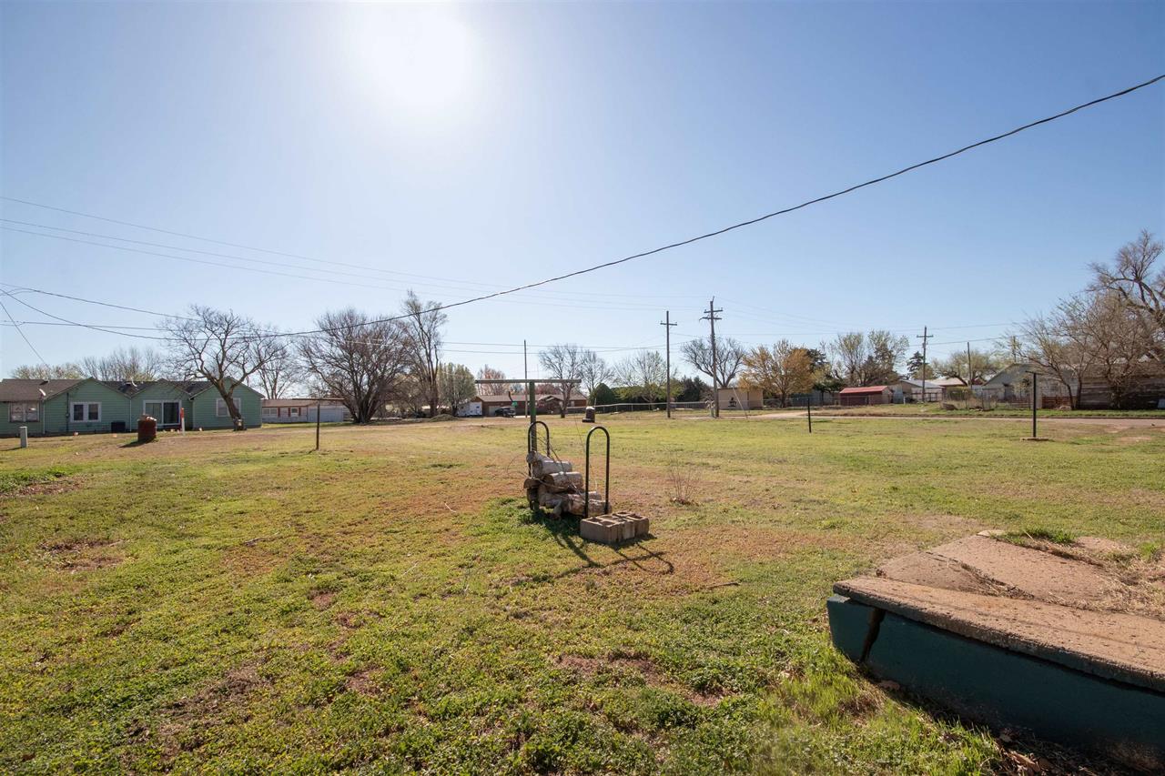 For Sale: 433 S Lincoln Ave, Anthony KS